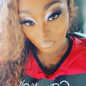 Meet your Posher, Myshika